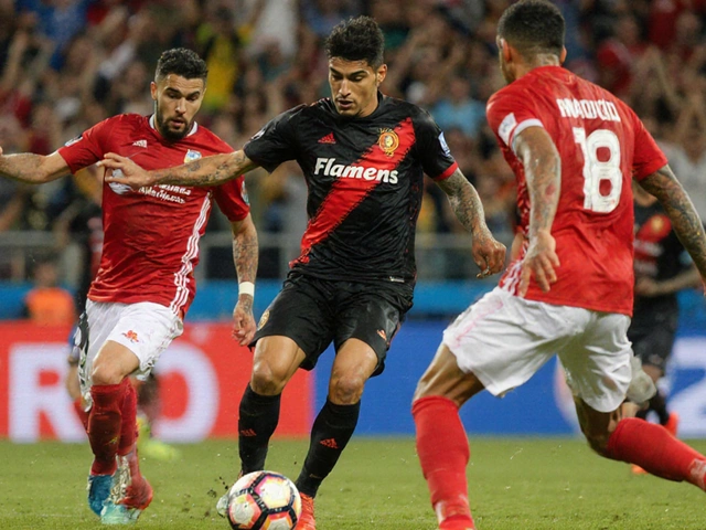 Flamengo domina Internacional e avança na Libertadores 2025